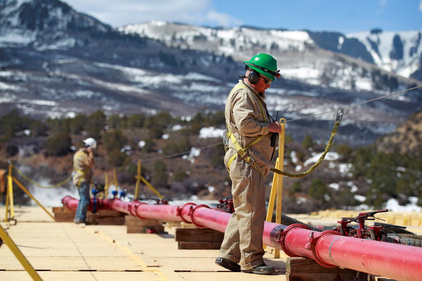 Anti-fracking Boulder advises residents to bundle up as natural gas costs soar thumbnail