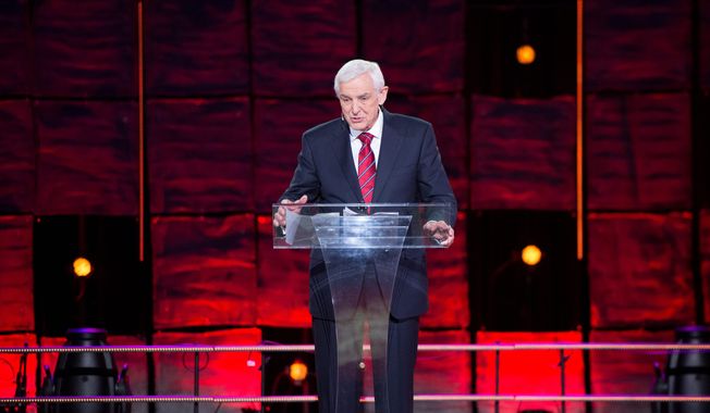 David Jeremiah, a popular Christian broadcaster and author of a new study Bible, preaches to 5,000 at New York&#x27;s Madison Square Garden on Dec. 5, 2013. (Courtesy Icon Media Group) **FILE**