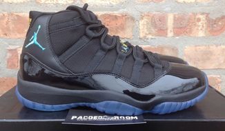 Air Jordan 11 Retro Gamma Blue men&#39;s shoe (Screen grab from eBay)
