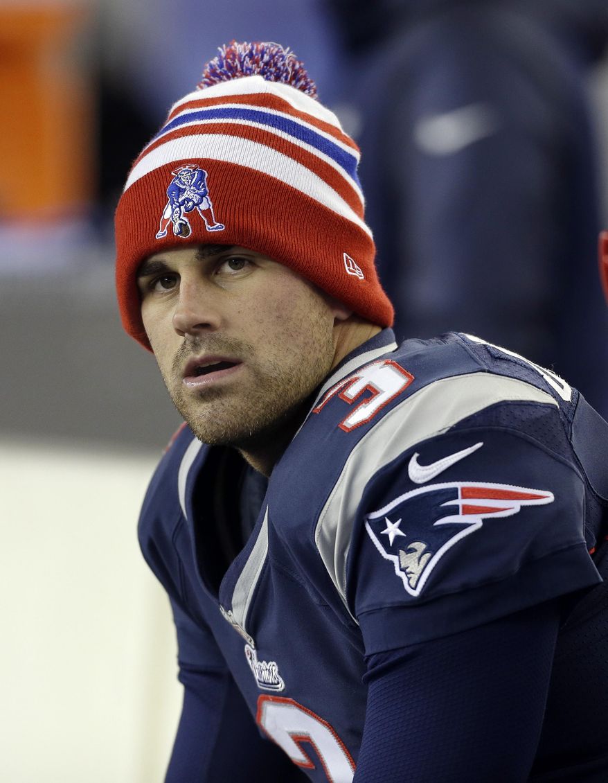 FILE - In this Nov. 3, 2013 file photo, New England Patriots kicker Stephen Gostkowski (3) watches from the bench in the fourth quarter of an NFL football game against the Pittsburgh Steelers, in Foxborough, Mass. Gostkowski sings on the sideline when he's getting ready to kick. On Saturday night, ,Jan. 11, 2014, he could be in full voice and in position to beat the Indianapolis Colts. (AP Photo/Steven Senne, File)
