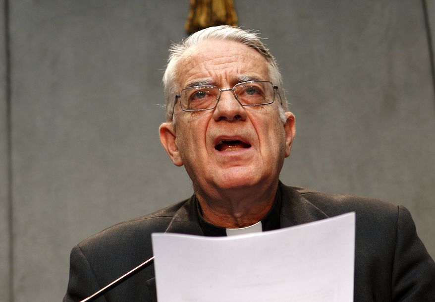 **FILE** Vatican spokesman Rev. Federico Lombardi makes an announcement during a press conference at the Vatican, Friday, July 5, 2013. (AP Photo/Riccardo De Luca)