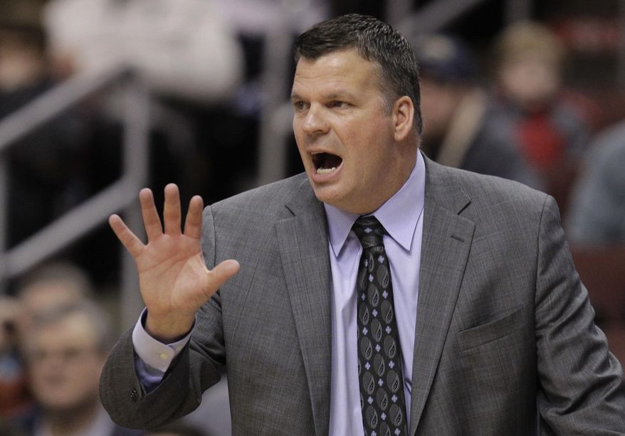 Creighton coach Greg McDermott shouts from the bench in the first half of an NCAA college basketball game with Villanova, Monday, Jan. 20, 2014, in Philadelphia. (AP Photo/Laurence Kesterson)
