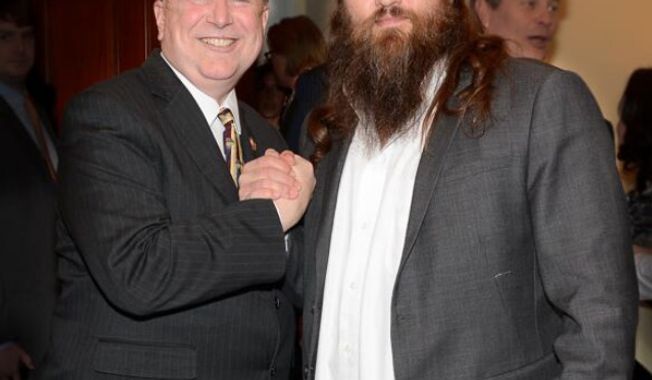 Texas Republican Rep. Steve Stockman posted this picture on his Twitter feed with &#x27;Duck Dynasty&#x27; Willie Robertson.