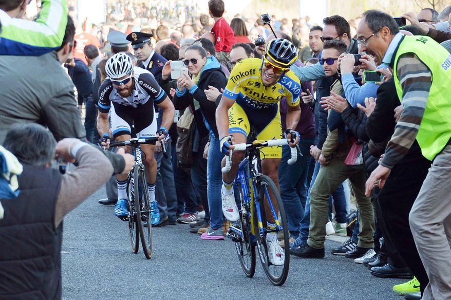 Spain's Alberto Contador pedals on his way to win the fifth stage of the Tirreno Adriatico cycling race from Amatrice to Guardiagrele, Italy, Sunday, March 16, 2014. Alberto Contador again showed his strength in the mountains as he claimed a second successive Tirreno-Adriatico stage win to move into the overall lead on Sunday. Contador, who won the grueling fourth stage of the race on Saturday, recorded a dominant victory over another tough leg from Amatrice to Guardiagrele, finishing in 4 hours, 54 minutes and 42 seconds. (AP Photo/Gian Mattia D'Alberto, Lapresse)