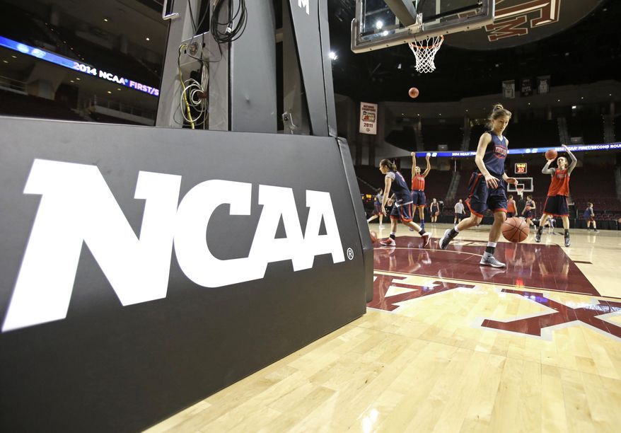 Gonzaga players work out during practice at the NCAA women's college basketball tournament Saturday, March 22, 2014, in College Station, Texas. Gonzaga plays James Madison in a first-round game on Sunday. (AP Photo/Pat Sullivan)