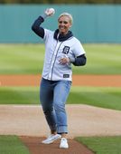 d5b8106c9f125711530f6a706700bb42.jpg