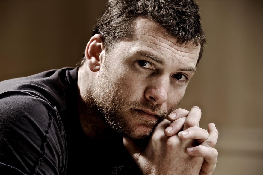 FILE - In this March 21, 2010 file photo, actor Sam Worthington, poses for a portrait in Beverly Hills, Calif. The "Avatar" actor is on track to get his New York assault case dismissed after being accused of punching a photographer, who also was arrested. The Australian actor was due in court Thursday, May 8, 2014. (AP Photo/Kristian Dowling, file)