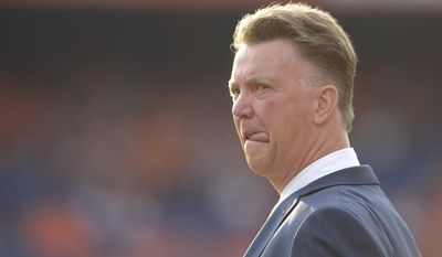 Netherlands head coach Louis van Gaal is seen prior to the international friendly soccer match between The Netherlands and Ghana at De Kuip stadium in Rotterdam, Netherlands, Saturday, May 31, 2014. (AP photo/Ermindo Armino).