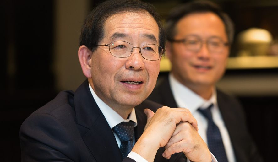 Despite the Obama administration&#39;s  lacking a clear strategy for North Korea, Seoul Mayor Park Won-Soon hopes the U.S. can steer Pyongyang to openness. (Keith Lane/Special to the Washington Times)