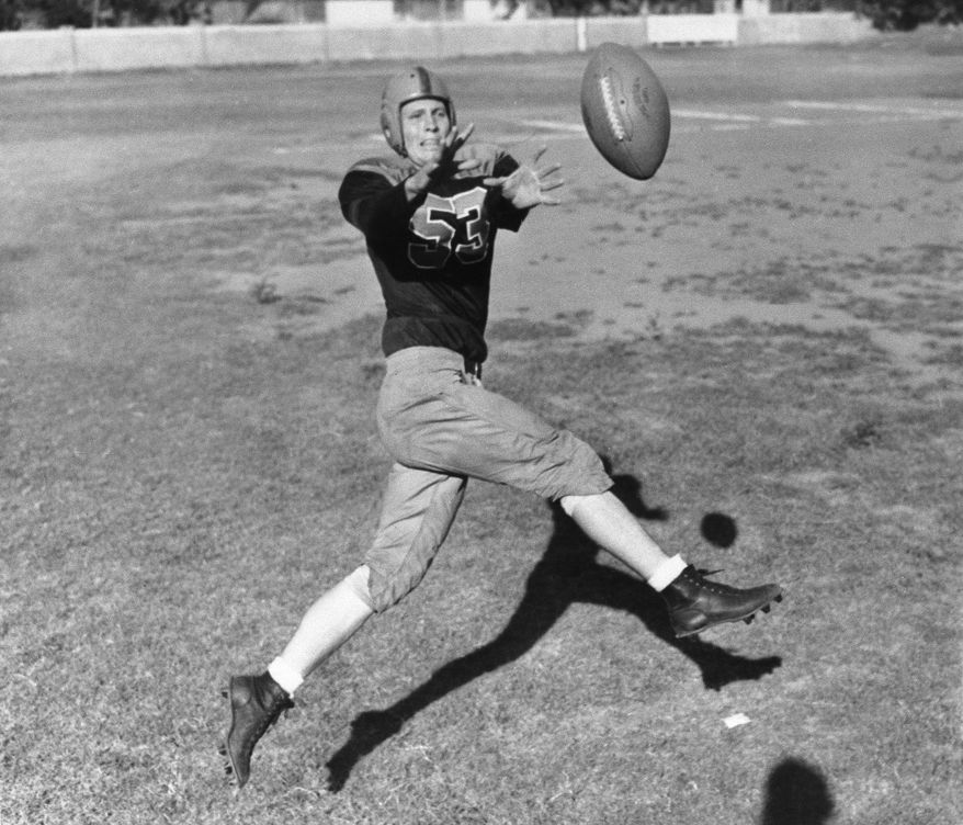 Jack Lummus of Baylor University in November 1939. (AP Photo)
