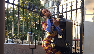 Rihanna spent Monday posing for photos around the White House and channeling her inner Kerry Washington from the hit ABC series &quot;Scandal.&quot; (Instagram/@badgalriri)