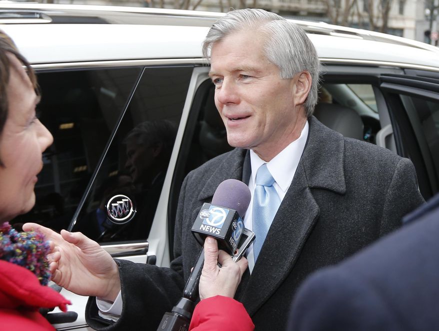 Former Virginia Gov. Bob McDonnell arrives at federal court for sentencing in Richmond, Va., Tuesday, Jan. 6, 2015. McDonnell, once a top Republican prospect for national office, was convicted for selling the influence of his office to the CEO of a dietary supplements company. (AP Photo/Steve Helber) ** FILE **
