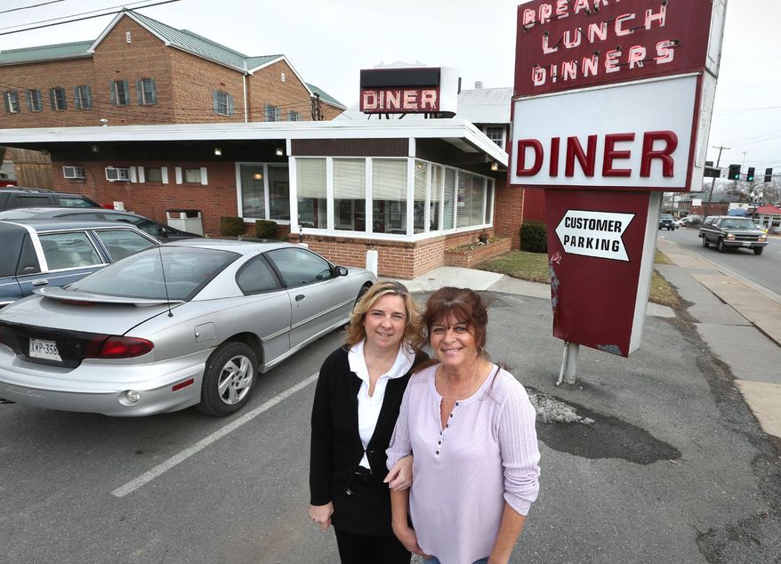 ADVANCED FOR RELEASE SUNDAY, FEBRUARY 1, 2015 AND THEREAFTER Winchester, Va. residents Jerri DeHart, left, and Lynette Booth have opened Lynette and Jerri's Diner on Amherst Street in Winchester, Va. (AP Photo/The Winchester Star, Jeff Taylor)