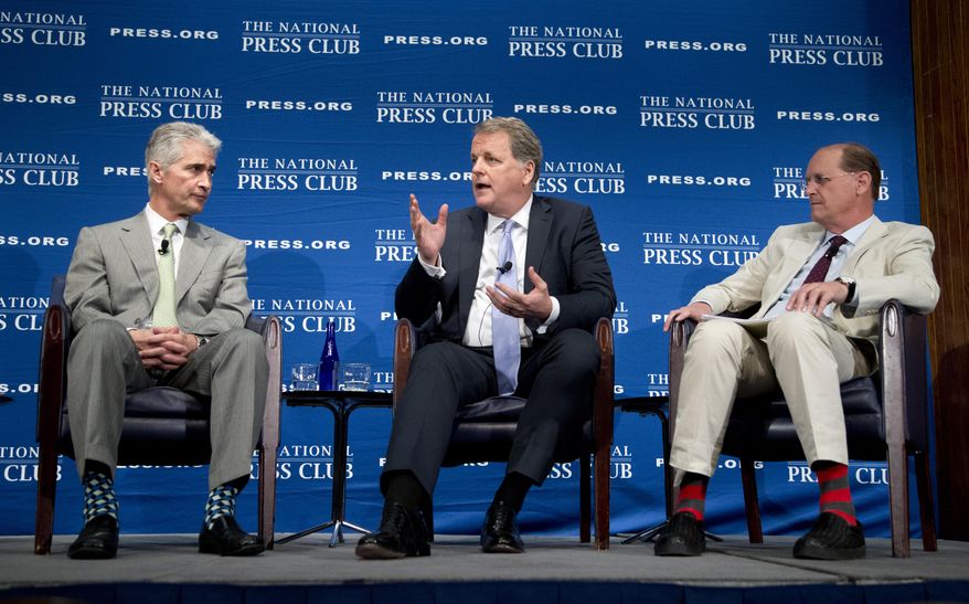 From left, United Airlines Chairman, President and Chief Executive Officer Jeff Smisek, American Airlines Group Chairman and Chief Executive Officer W. Douglas Parker, and Delta Air Lines Chief Executive Officer Richard Anderson, participate in a panel discussion about what they call unfair international competition, Friday, May 15, 2015, at the National Press Club in Washington. (AP Photo/Manuel Balce Ceneta)