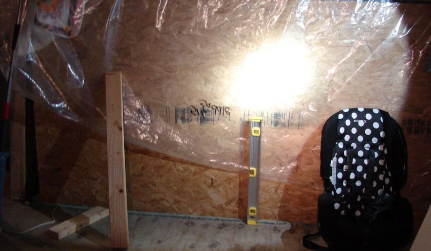 This photo provided May 28, 2015 by the Sedalia, Missouri, Police Department shows the crate where they say a Sedalia man held a woman captive before she escaped and was later shot to death. James Barton Horn was accused of holding Sandra Sutton captive off-and-on for months in Sedalia, Mo., before she escaped last month. Sutton and her 17-year-old son, Zachary Wade Sutton, were found shot to death last week at a relative’s home in Clinton, where Sutton had gone to live after escaping Horn. (Sedalia Police Department via AP)