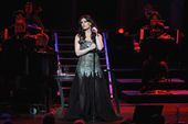 7_162015_idina-menzel8201.jpg