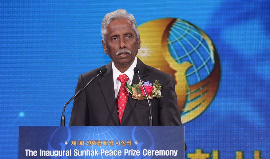 Dr. Modadugu Vijay Gupta, an Indian fisheries scientist, speaks on Aug. Aug. 28 in Seoul, South Korea, after winning the first-ever Sunhak Peace Prize. Source: Segye Times