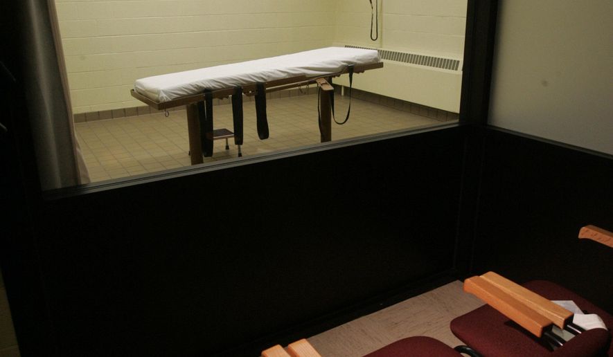 This photo shows the death chamber at the Southern Ohio Corrections Facility in Lucasville, Ohio. (Associated Press)