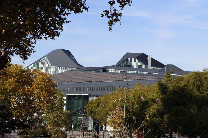 General view of the new building of the French Defense Ministry at Balard district, in Paris, Friday, Oct, 30, 2015. The building's walls are designed to withstand a missile strike and a highly secured operational room is hidden underground. After a particularly dangerous year, French army chiefs are moving into their new defense ministry, dubbed the French Pentagon, aimed at a quicker response to terrorism and other threats. (AP Photo/Francois Mori)