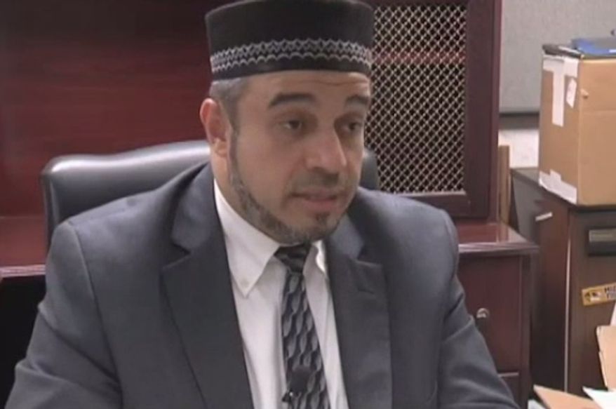 Nidal Alsayyed, an imam in Southeast Texas, says he was forced to resign from his position after he endorsed Donald Trump's temporary ban on Muslim immigrants entering the United States. (KFDM)