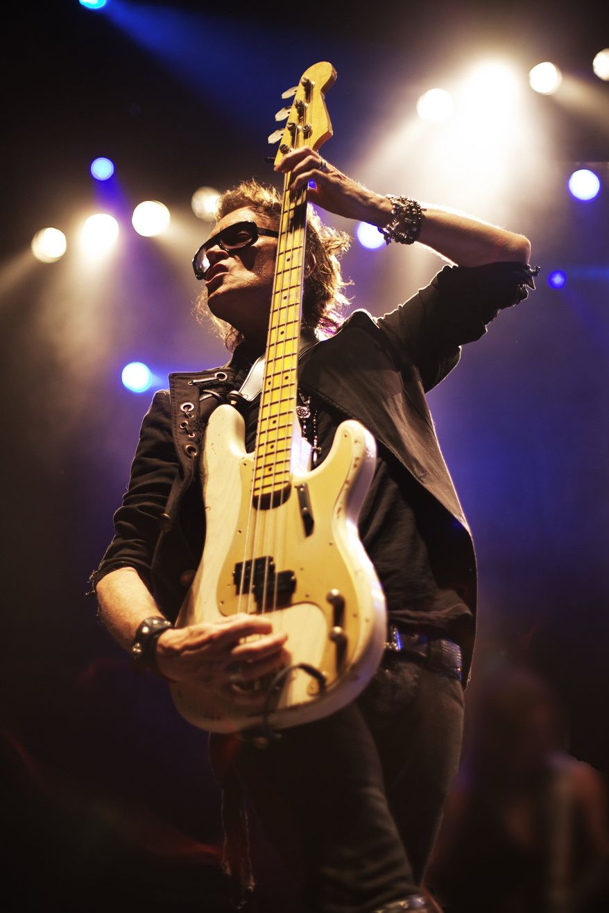 Glenn Hughes.