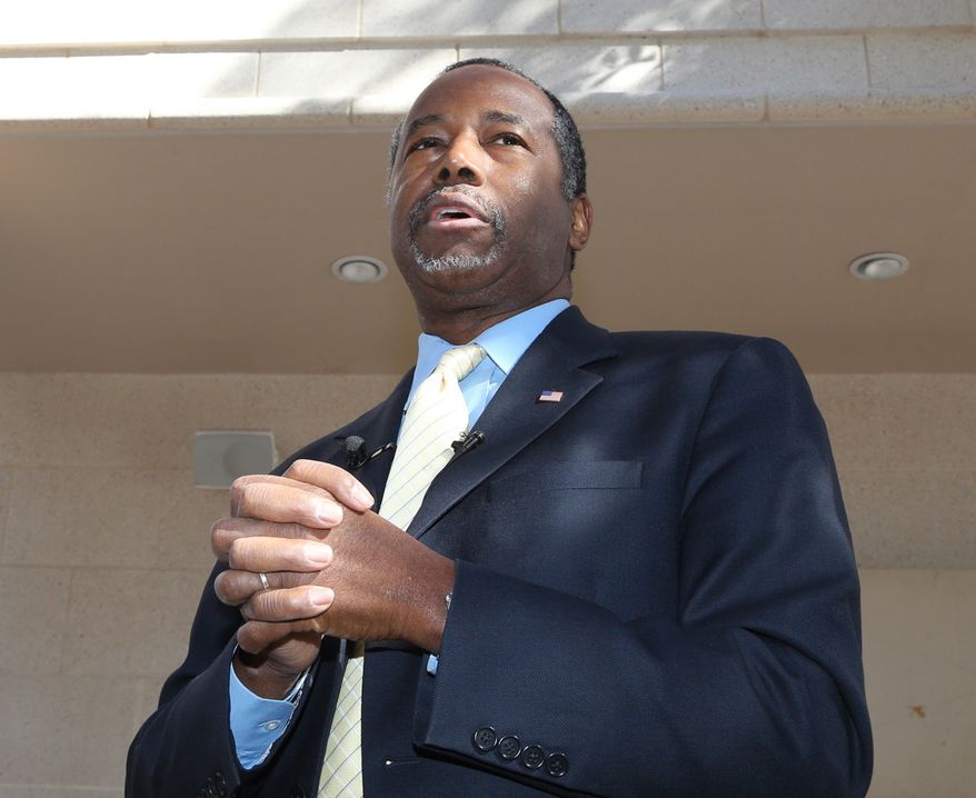 Republican presidential candidate Dr. Ben Carson talks to the media and guests during a private campaign stop in Waco, Texas, Tuesday, Jan. 12, 2016. (Rod Aydelotte/Waco Tribune-Herald via AP) MANDATORY CREDIT