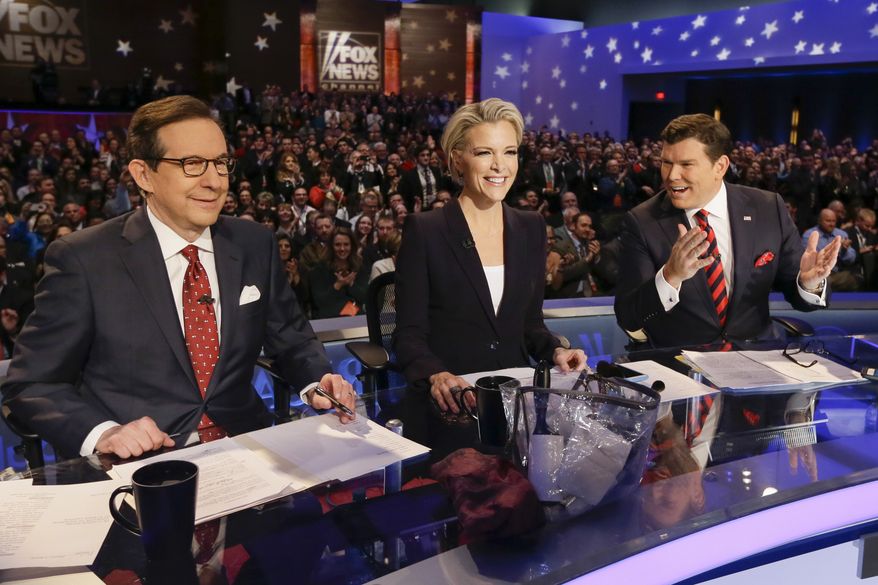 FOX News debate moderators (L-R) Chris Wallace, Megyn Kelly and Bret Baier wait for the start of the Republican presidential primary debate, Thursday, Jan. 28, 2016, in Des Moines, Iowa. (AP Photo/Charlie Neibergall) ** FILE **