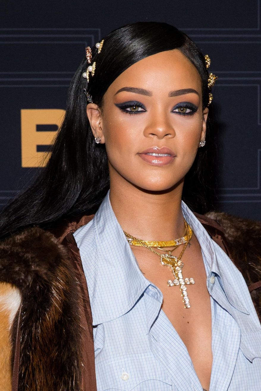CORRECTS DAY OF WEEK TO FRIDAY - Rihanna seen at 2016 Black Girls Rock! at New Jersey Performing Arts Center on Friday, April, 1, 2016 in Newark, NJ. (Photo by Michael Zorn/Invision/AP)