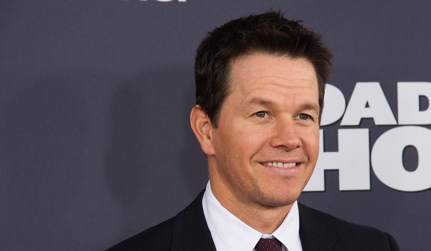 Mark Wahlberg attends the premiere of &quot;Daddy&#39;s Home&quot;  in New York, Dec. 13, 2015. (Photo by Charles Sykes/Invision/AP) ** FILE **