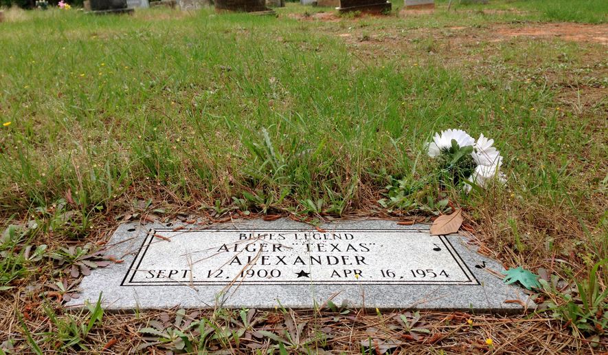 This April 13, 2016 photo, shows the burial site of Texas blues legend Alger "Texas" Alexander at the Longstreet Cemetery, in Montgomery County, Texas. (Matthew Tresaugue /Houston Chronicle via AP) MANDATORY CREDIT