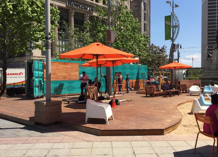 This May 19, 2016 photo shows Fountain Detroit in Campus Martius Park in Detroit. Fountain Detroit is part of a broader overhaul of food offerings at Campus Martius. The eatery replaces the former Beach Bar and Grill. (Melody Baetens/Detroit News via AP) DETROIT FREE PRESS OUT; HUFFINGTON POST OUT; MANDATORY CREDIT
