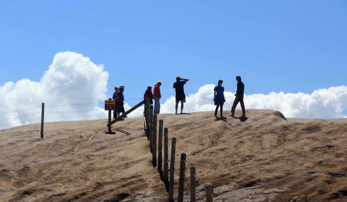 NextImg:Hiker’s body recovered after deadly fall off steep cliff