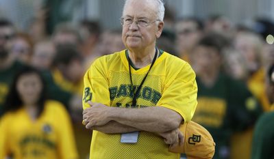 FILE - In the Sept. 12, 2015, file photo, Baylor President Ken Starr waits to run onto the field before an NCAA college football game in Waco, Texas. The former Baylor president is resigning his post as a law school professor, severing ties with the faith-based campus still reeling from a sexual assault scandal. Baylor said in a statement Friday, Aug. 19, 2016, that Starr &amp;quot;will be leaving his faculty status and tenure&amp;quot; in a separation that was mutually agreed upon.  (AP Photo/LM Otero, File)
