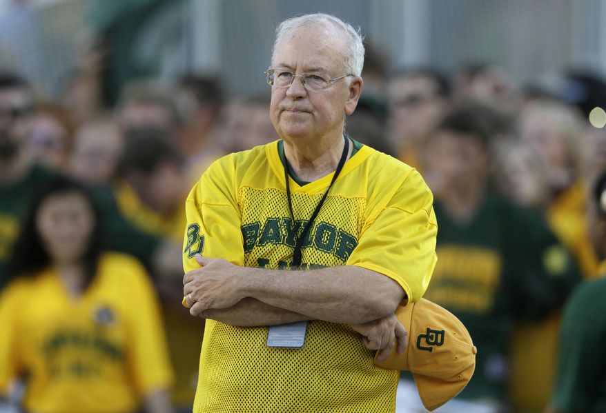 FILE - In the Sept. 12, 2015, file photo, Baylor President Ken Starr waits to run onto the field before an NCAA college football game in Waco, Texas. The former Baylor president is resigning his post as a law school professor, severing ties with the faith-based campus still reeling from a sexual assault scandal. Baylor said in a statement Friday, Aug. 19, 2016, that Starr &amp;quot;will be leaving his faculty status and tenure&amp;quot; in a separation that was mutually agreed upon.  (AP Photo/LM Otero, File)