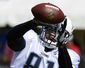 titans_johnson_tetires_football.jpeg