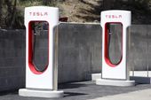 correction_tesla-free_charging_ends.jpeg