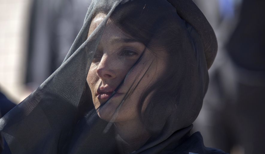 This image released by Fox Searchlight shows Natalie Portman as Jackie Kennedy in the film, "Jackie." (William Gray/Fox Searchlight via AP)