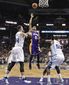lakers_hornets_basketball_39046.jpg