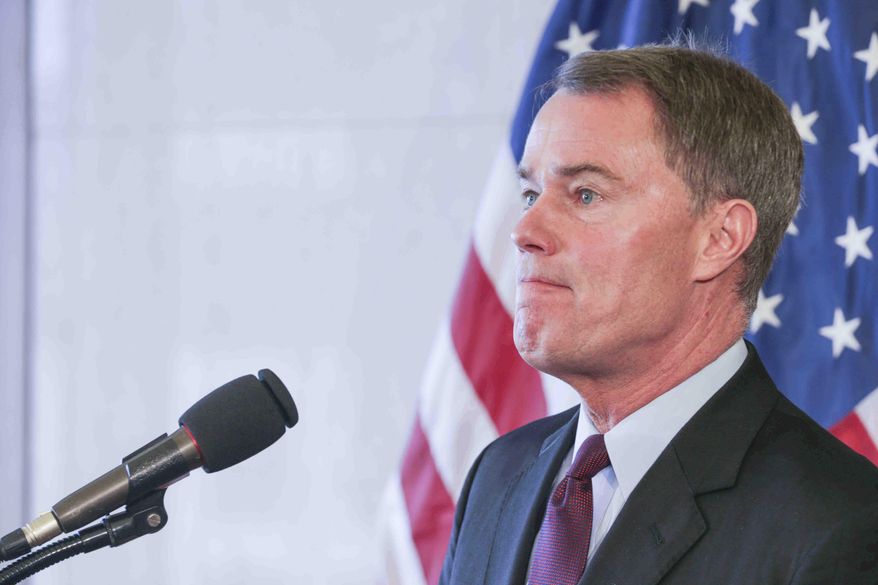 Indianapolis Mayor Joe Hogsett speaks during a press conference at the City County Building, Wednesday, Dec. 21, 2016, in Indianapolis, where Indianapolis Police Chief Troy Riggs announced his resignation. (Michelle Pemberton/The Indianapolis Star via AP)