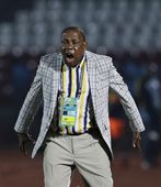 south_africa_coach_fired_04314.jpg