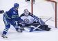 jets_canucks_hockey_42309.jpg