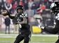 military_bowl_football_27538.jpg