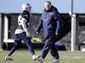 patriots_practice_football_77076.jpg