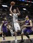 suns_spurs_basketball_29149.jpg