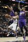 suns_spurs_basketball_88129.jpg
