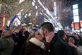 aptopix_nyc_new_years_eve_47563.jpg