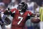 falcons_vick_returns_football_38280.jpg