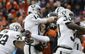 raiders_broncos_football_68013.jpg