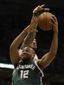 thunder_bucks_basketball_19125.jpg