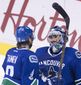 coyotes_canucks_hockey_18125.jpg